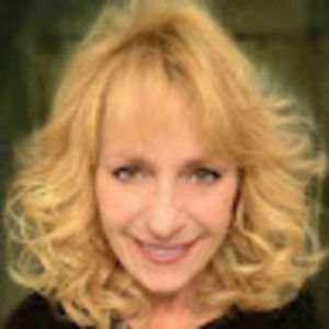 Meet your Posher, Laurie